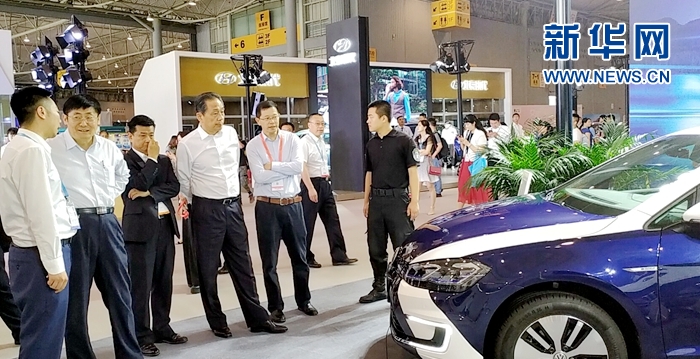 2019中国新能源汽车国际合作大会在成都开幕